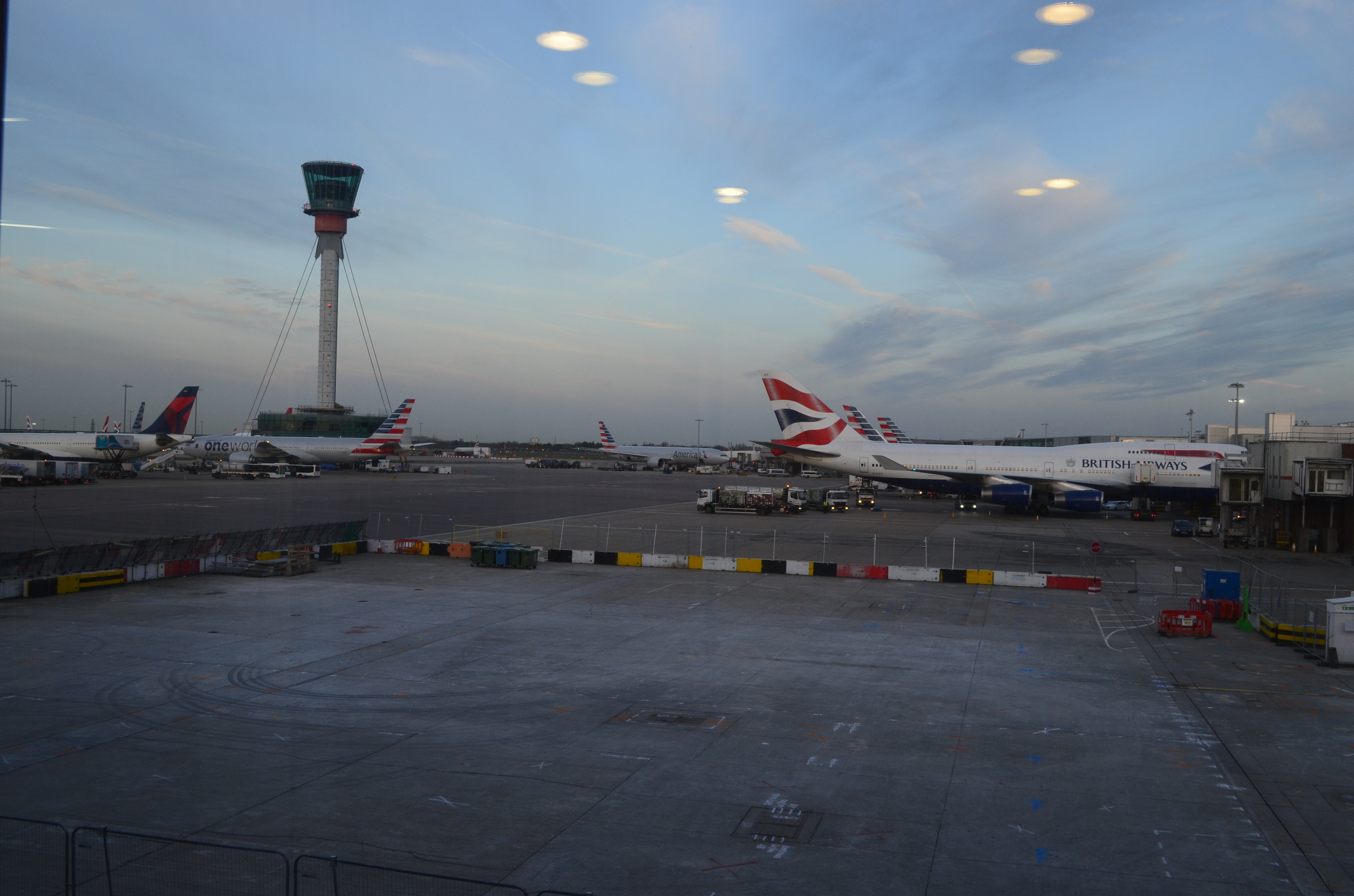 ./2018/16 - Egypt/13 - London Airport/DSC_0294.JPG